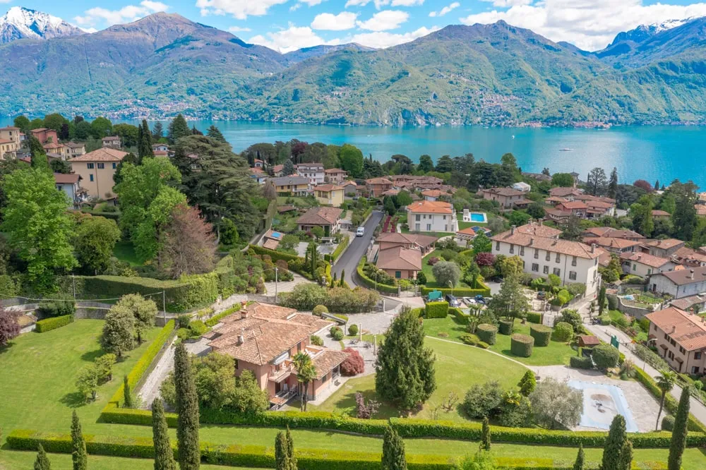 Hotel Royal gallery image #2